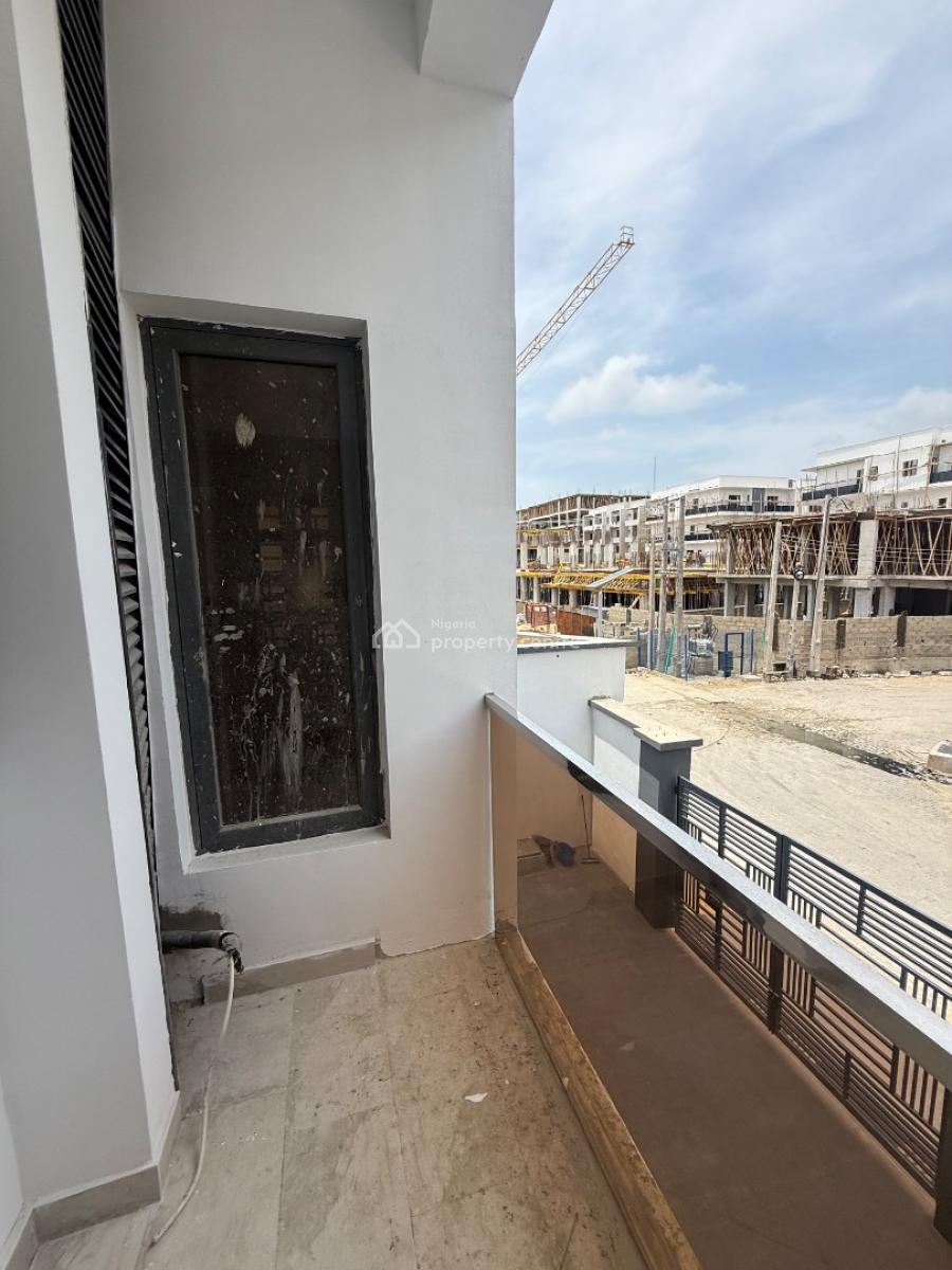 Brand New 4 Bedroom Flat for Distress, Freedom Way, Lekki Phase 1, Lekki, Lagos, Block of Flats for Sale