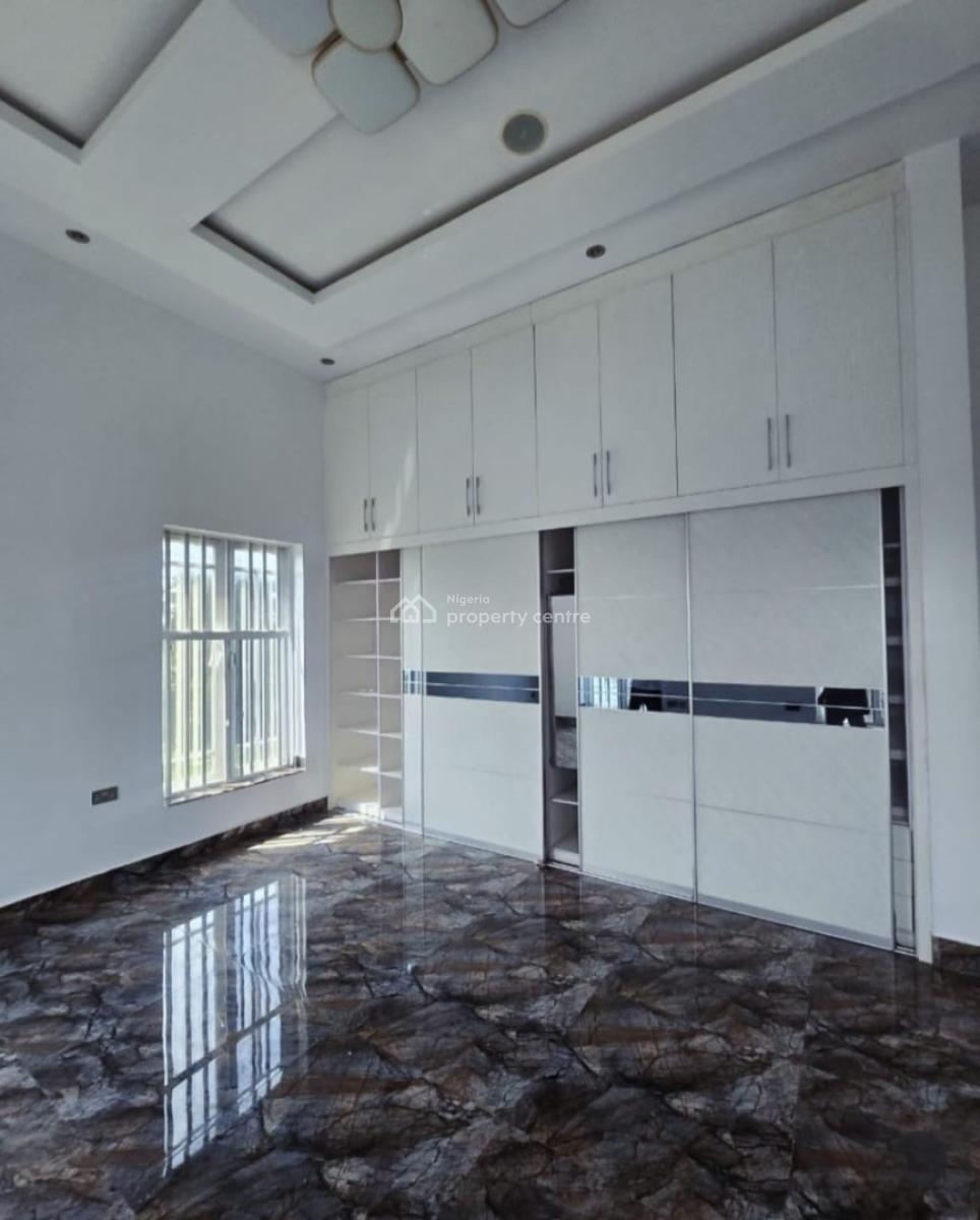 Luxury 3 Bedrooms Apartments with a Bq, Banana Island, Ikoyi, Lagos, Flat / Apartment for Rent