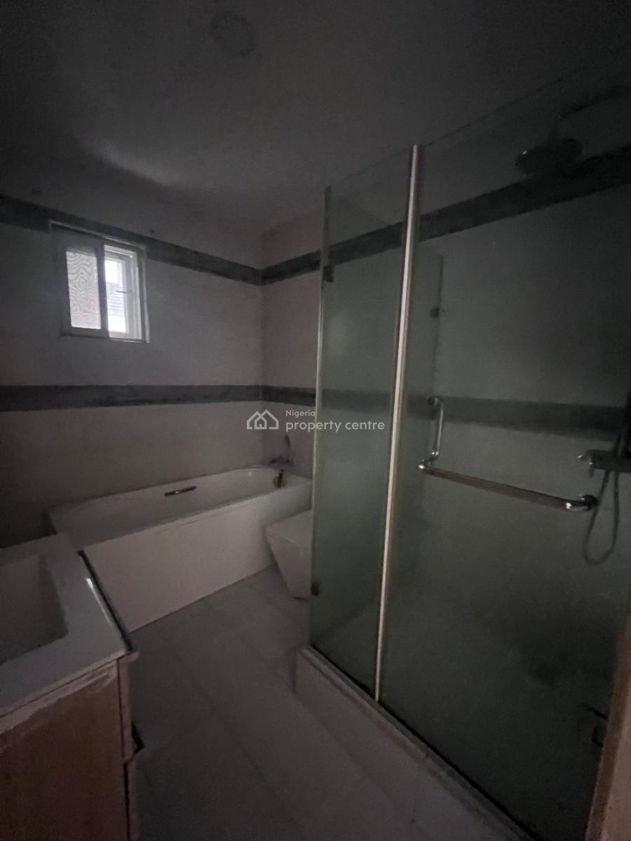 Specious Masters Bedroom, Orchid Road Victoria Bay, Lekki, Lagos, Self Contain (single Rooms) for Rent