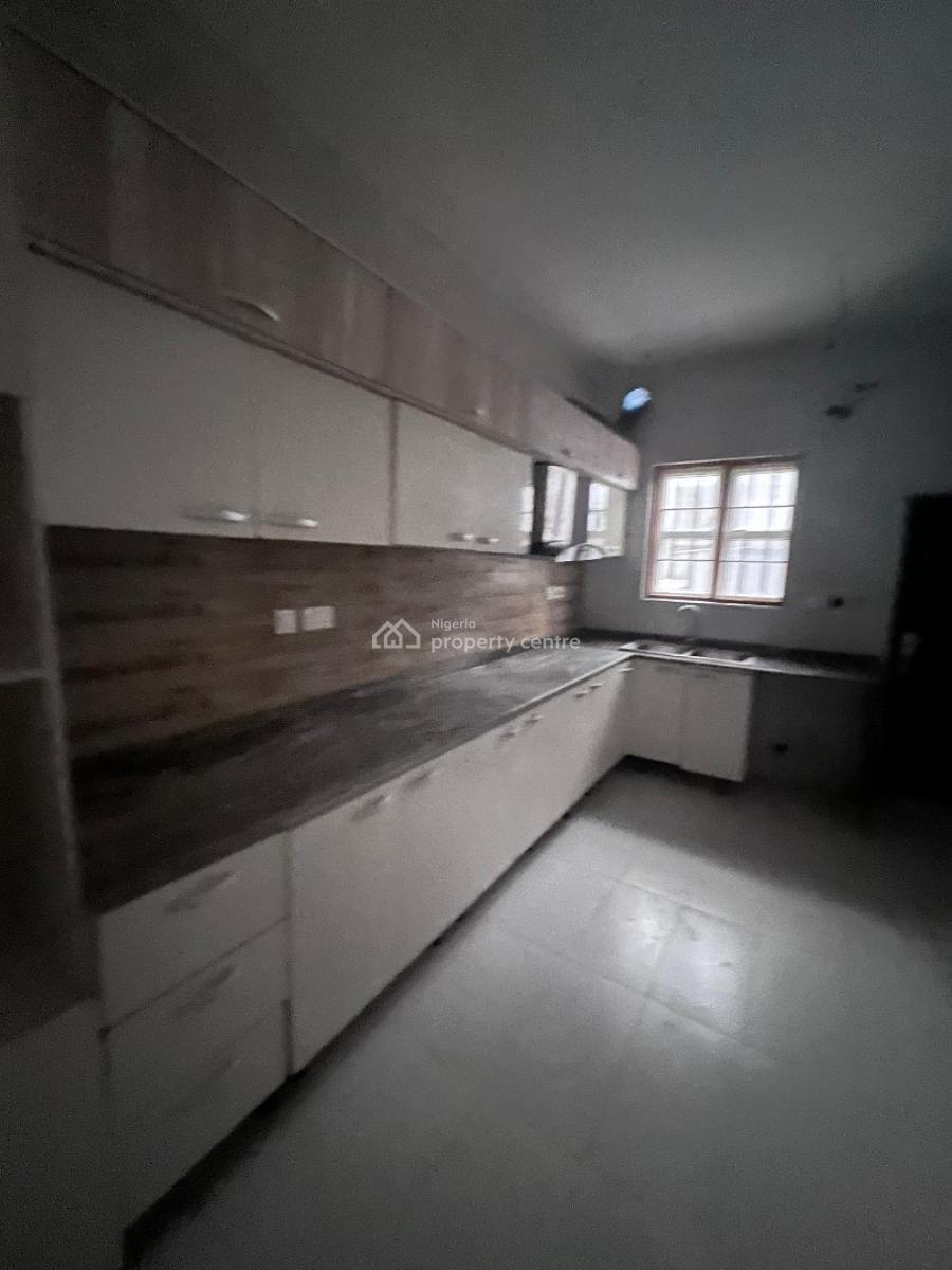Specious Masters Bedroom, Orchid Road Victoria Bay, Lekki, Lagos, Self Contain (single Rooms) for Rent