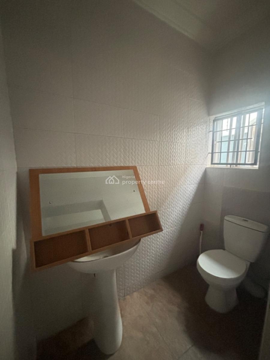 Lovely 2 Bedroom Apartment, Lekki Phase 1, Lekki, Lagos, Flat / Apartment for Rent