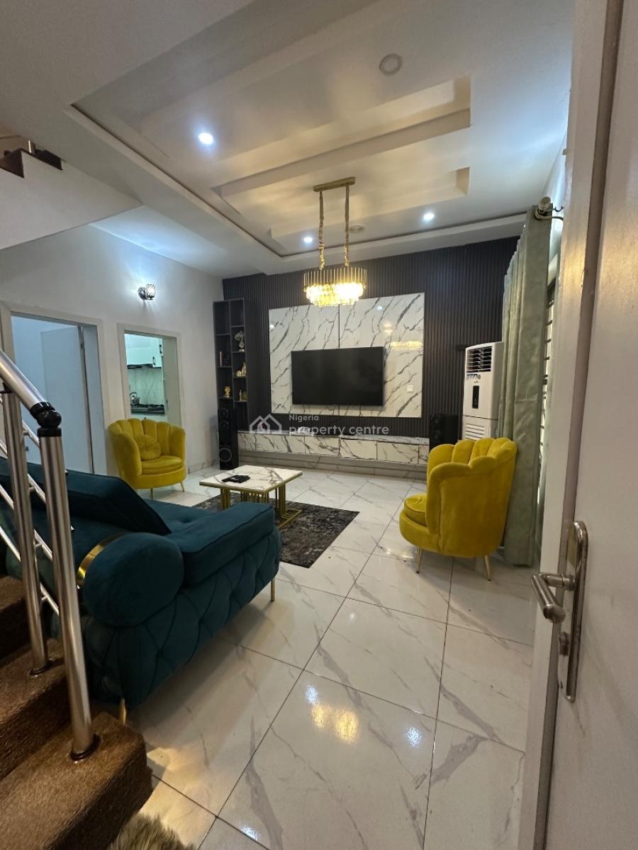 3 Bedrooms, Ikota, Lekki, Lagos, Terraced Duplex for Rent