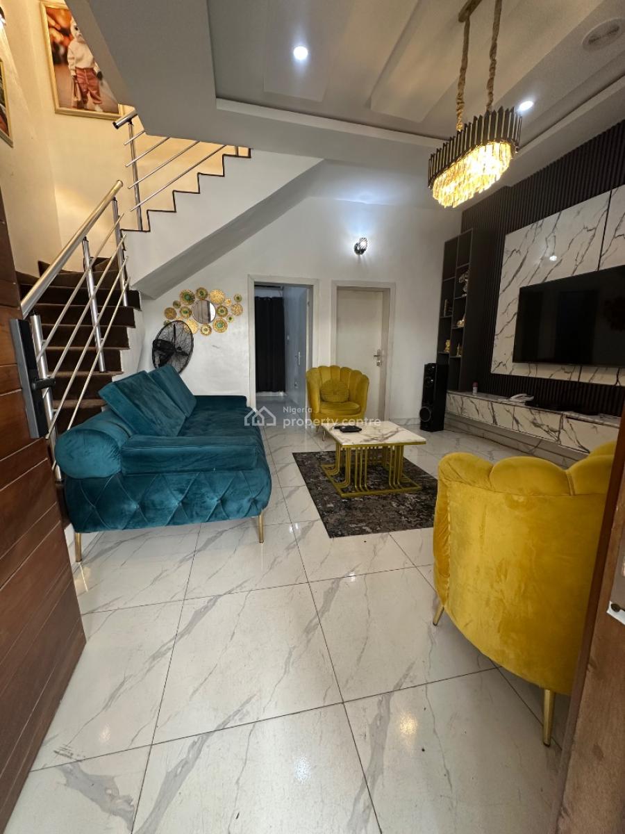 3 Bedrooms, Ikota, Lekki, Lagos, Terraced Duplex for Rent