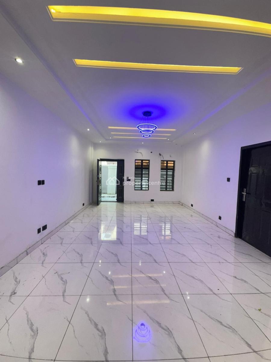 Neatly Built 3 Bedroom Apartment, Thomas Estate, Ajah, Lagos, Flat / Apartment for Rent