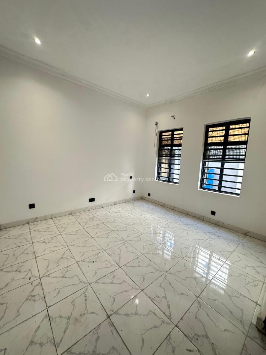 Neatly Built 3 Bedroom Apartment, Thomas Estate, Ajah, Lagos, Flat / Apartment for Rent