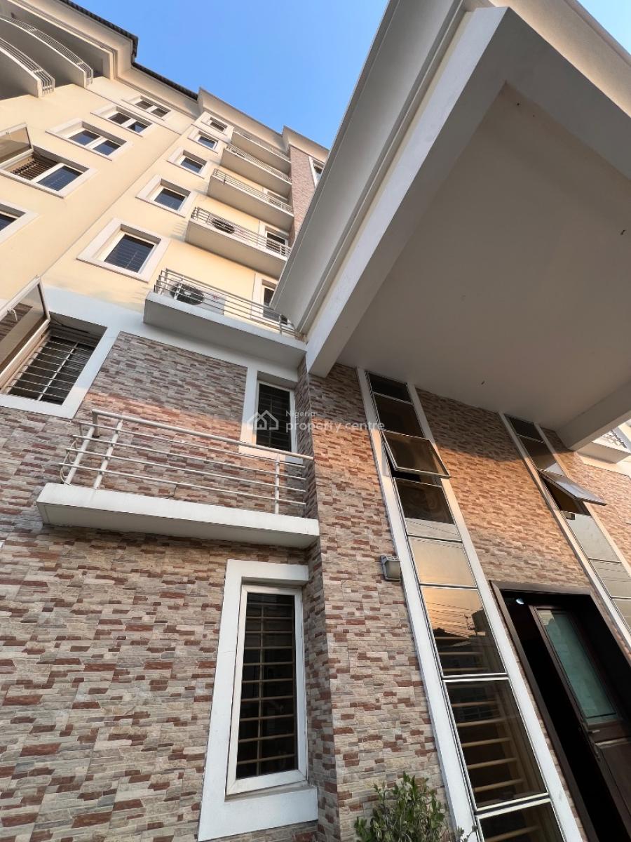 Executive 3-bedroom Flat with 1 Room Bq Located in a High-brow Area, Lekki Phase 1, Lekki, Lagos, Flat / Apartment for Rent