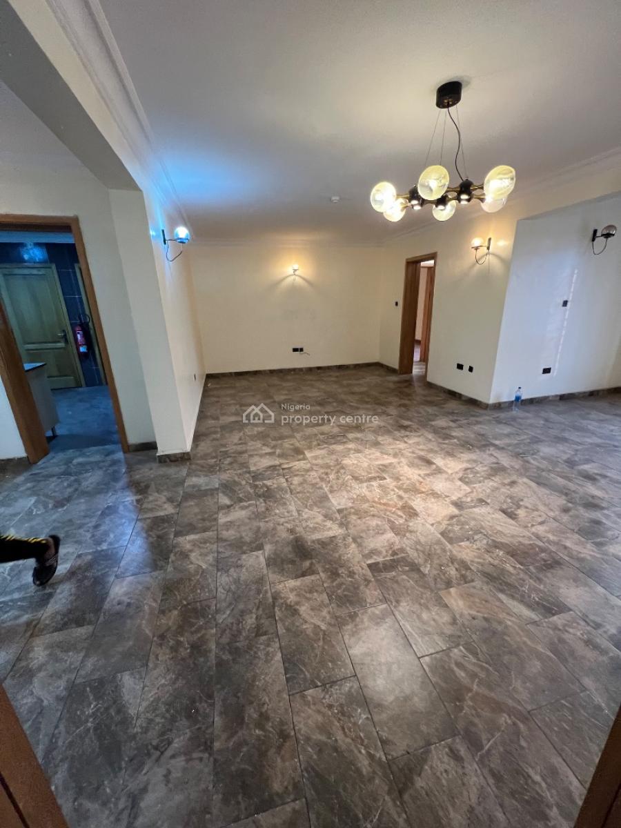 Executive 3-bedroom Flat with 1 Room Bq Located in a High-brow Area, Lekki Phase 1, Lekki, Lagos, Flat / Apartment for Rent