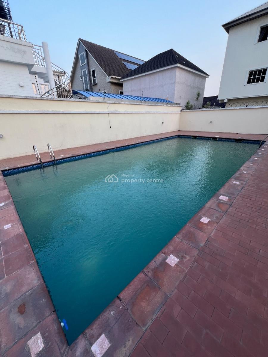 Executive 3-bedroom Flat with 1 Room Bq Located in a High-brow Area, Lekki Phase 1, Lekki, Lagos, Flat / Apartment for Rent