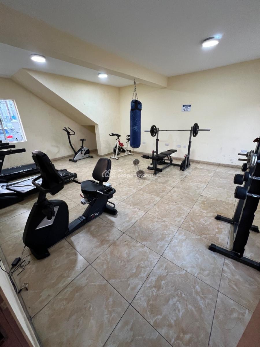 Executive 3-bedroom Flat with 1 Room Bq Located in a High-brow Area, Lekki Phase 1, Lekki, Lagos, Flat / Apartment for Rent