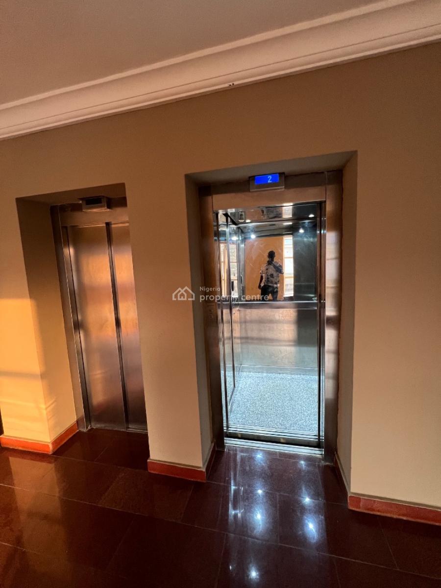 Executive 3-bedroom Flat with 1 Room Bq Located in a High-brow Area, Lekki Phase 1, Lekki, Lagos, Flat / Apartment for Rent