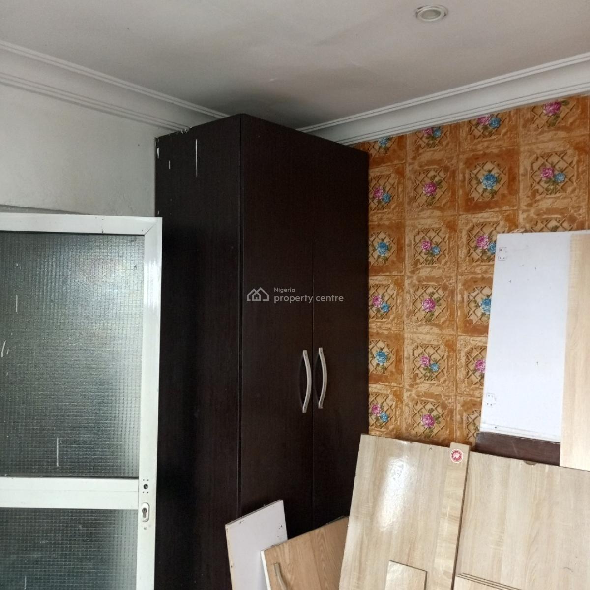 24 Hours Light Selfcontain with Kitchen, Lekki Scheme 2 Off Abraham Adesanya Estate Ajah, Ajah, Lagos, Self Contain (single Rooms) for Rent