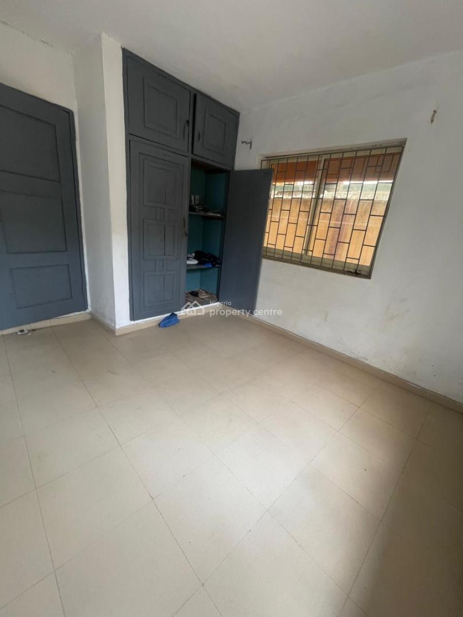 Clean and Spacious 3 Bedroom Flat, Olowora, Magodo, Lagos, Flat / Apartment for Rent