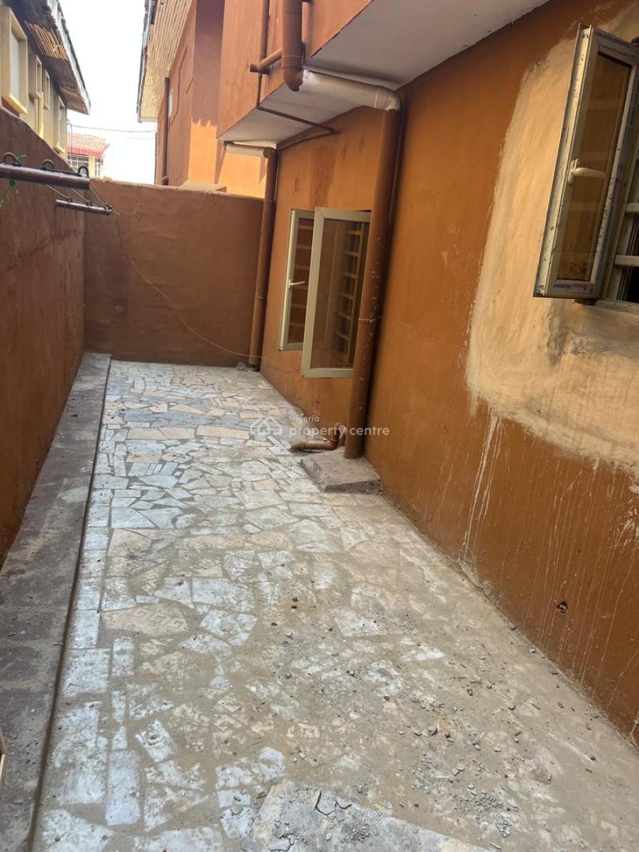 Newly Renovated 2 Bedroom Flat, Adeniyi Jones, Ikeja, Lagos, Flat / Apartment for Rent