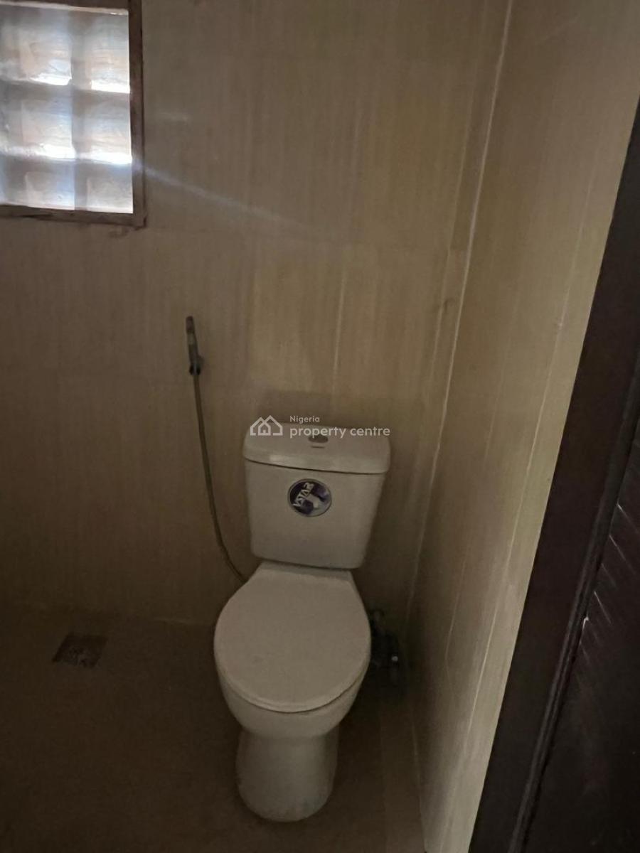 Newly Renovated 2 Bedroom Flat, Adeniyi Jones, Ikeja, Lagos, Flat / Apartment for Rent