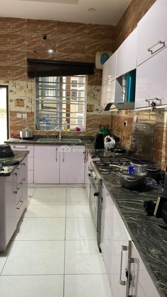 Spacious Single Room Shared Apartment Upstairs, Opposite Dominos Pizza, Agungi, Lekki, Lagos, Self Contain (single Rooms) for Rent