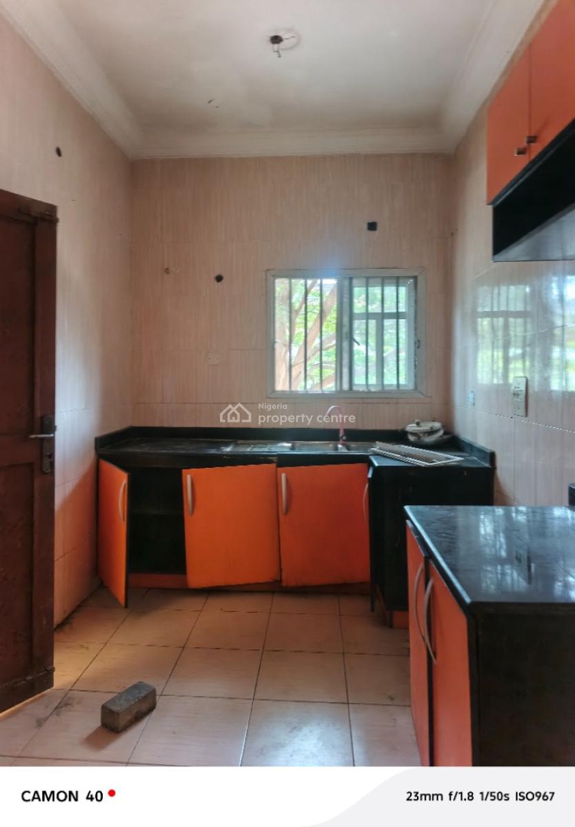 Luxury 2 Bedroom Flat Upstairs, Badore, Ajah, Lagos, Flat / Apartment for Rent