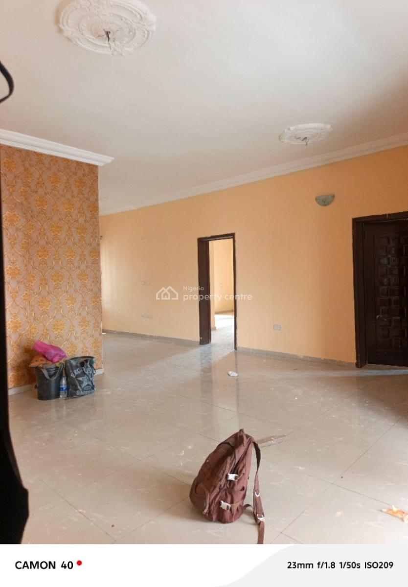 Luxury 2 Bedroom Flat Upstairs, Badore, Ajah, Lagos, Flat / Apartment for Rent