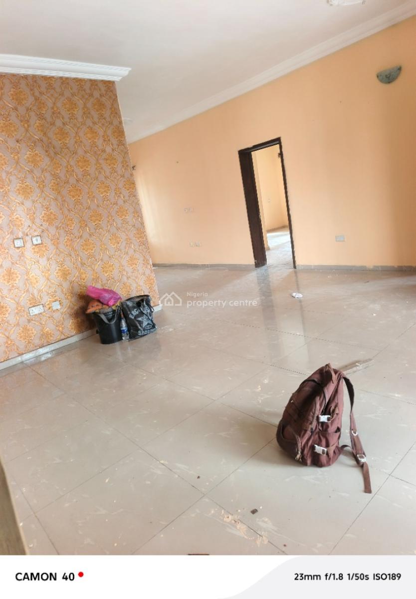 Luxury 2 Bedroom Flat Upstairs, Badore, Ajah, Lagos, Flat / Apartment for Rent
