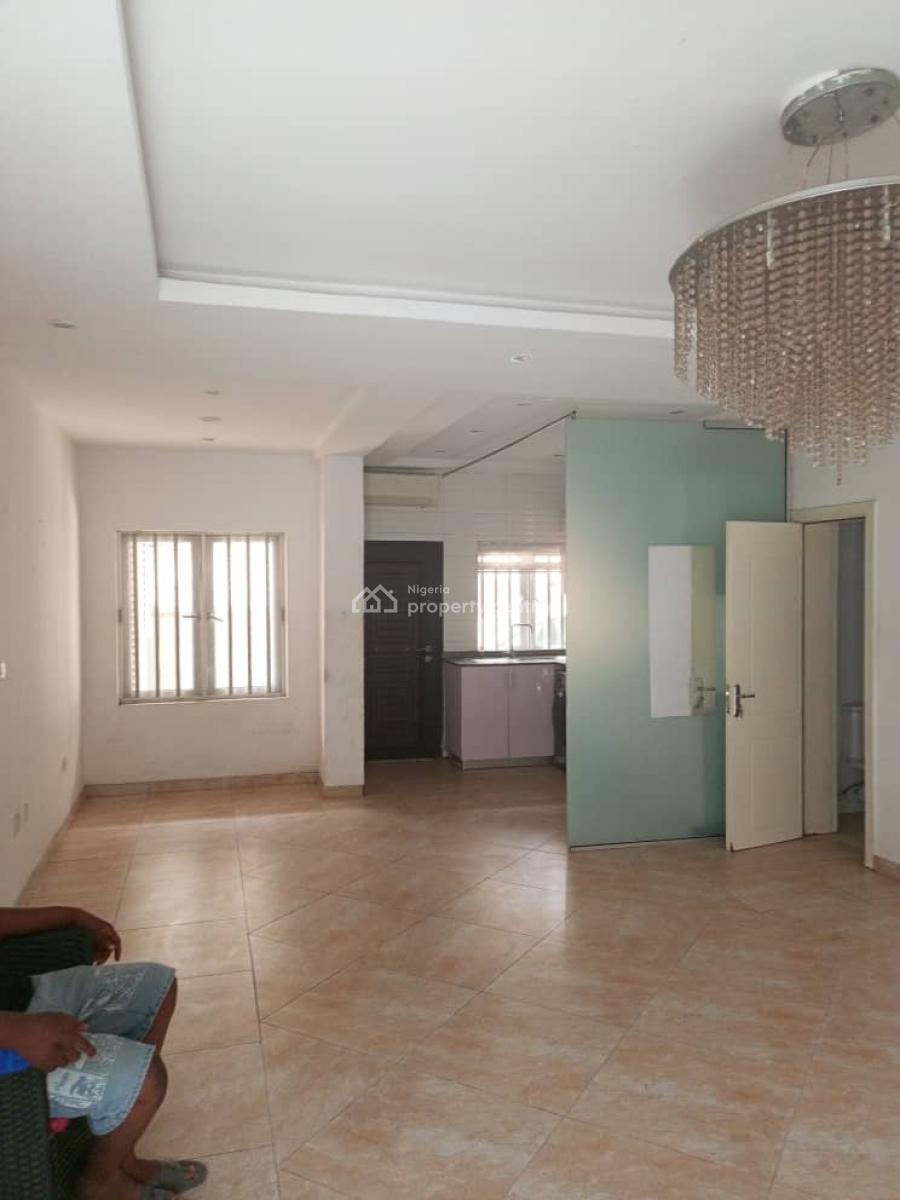a Partly Furnished 2 Bedroom Flat, Ikeja, Lagos, Flat / Apartment for Rent