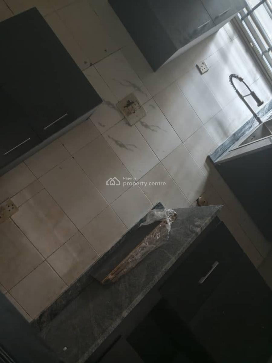 2 Bedroom Apartment, Allen, Ikeja, Lagos, Flat / Apartment for Rent