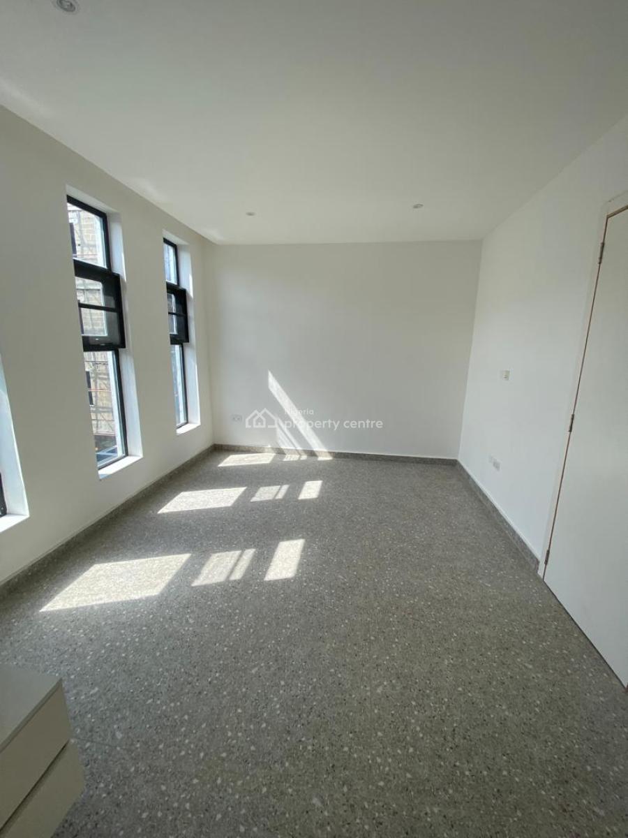 4 Bedroom, Ilasan, Lekki, Lagos, Terraced Duplex for Rent