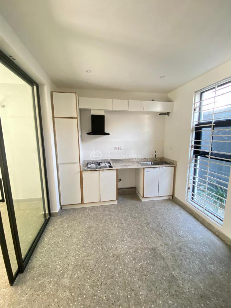 4 Bedroom, Ilasan, Lekki, Lagos, Terraced Duplex for Rent