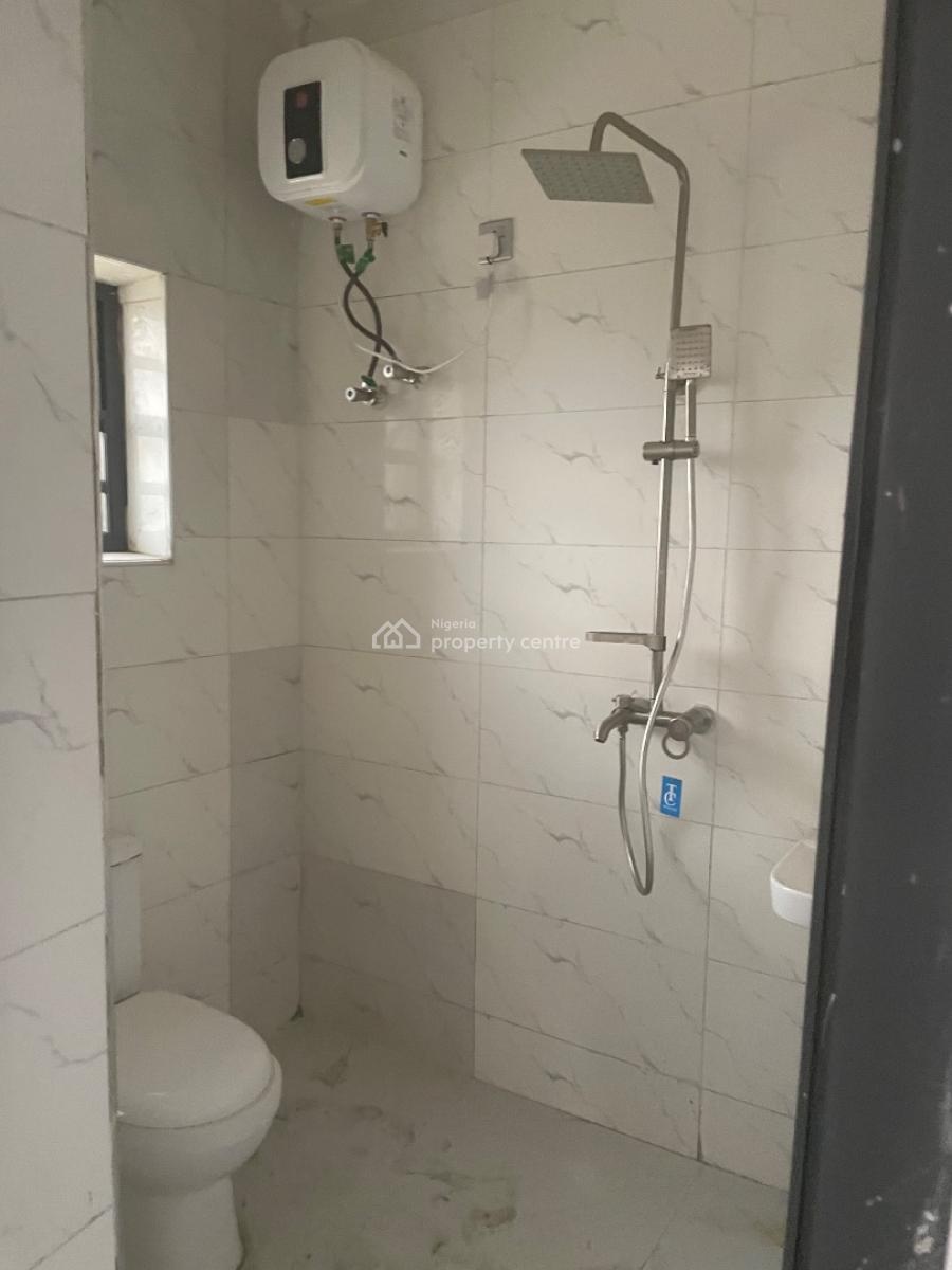2 Bedroom Flat, Iwaya, Yaba, Lagos, Flat / Apartment for Rent
