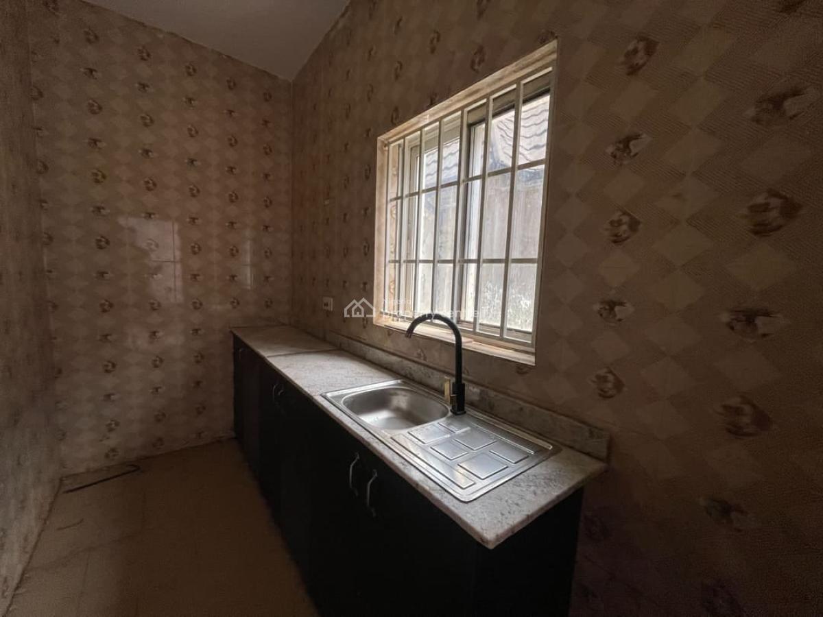 Spacious 2 Bedroom Apartment, Aptech Estate, Sangotedo, Ajah, Lagos, Flat / Apartment for Rent