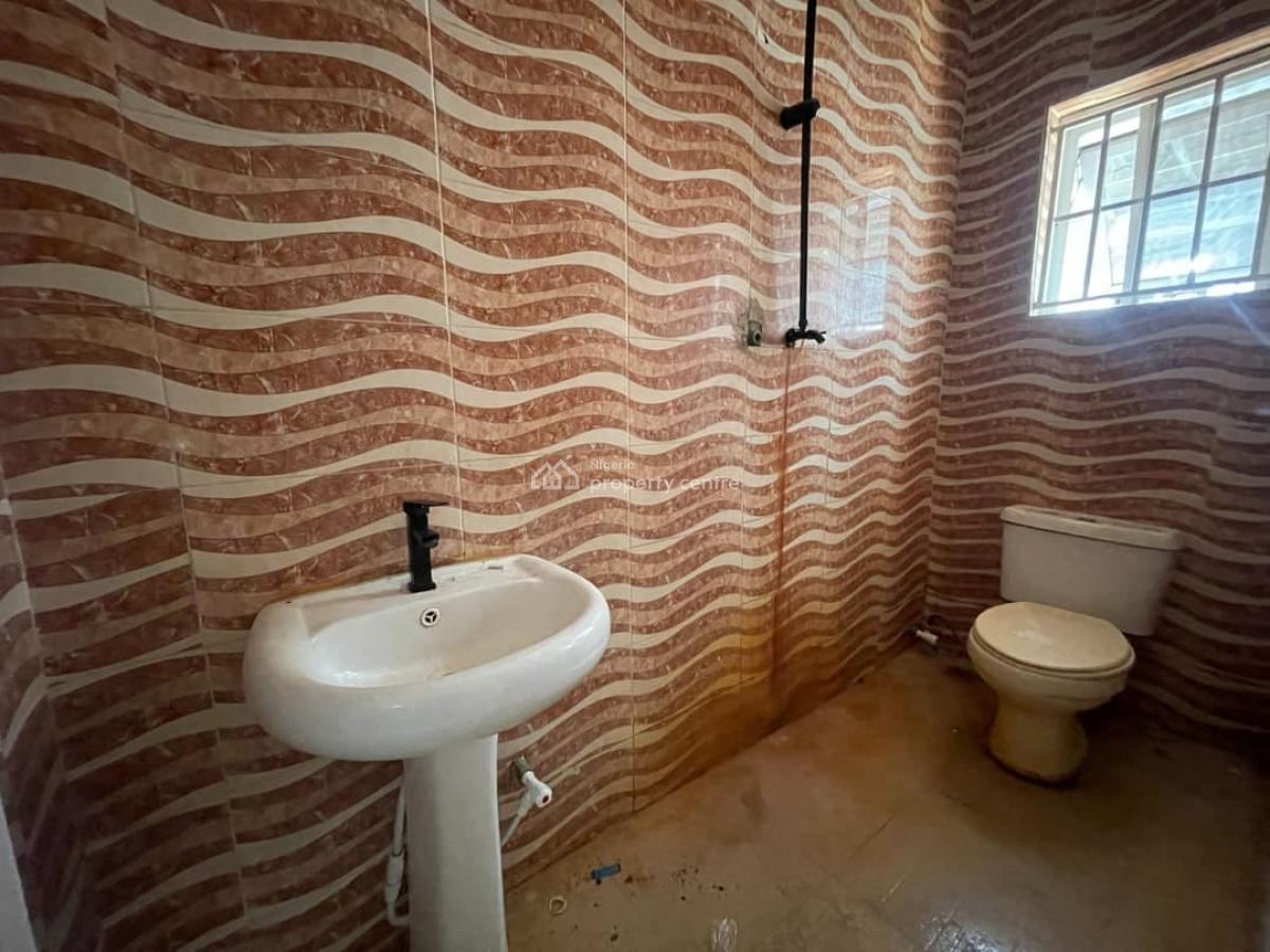 Spacious 2 Bedroom Apartment, Aptech Estate, Sangotedo, Ajah, Lagos, Flat / Apartment for Rent