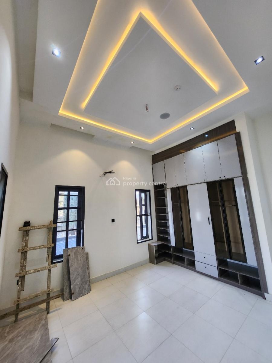 Brand New 3 Bedroom Apartment with Elevator, Gym and a Bq, Lekki Phase 1, Lekki, Lagos, House for Rent