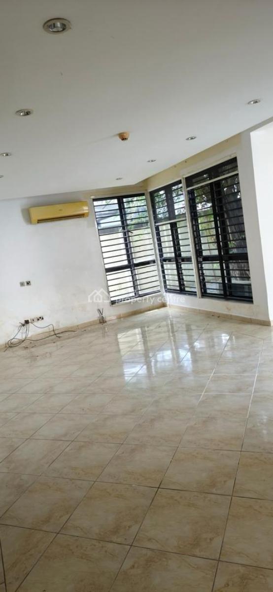 Clean 2 Bedroom Ground Floor Apartment, Banana Island, Ikoyi, Lagos, Flat / Apartment for Rent