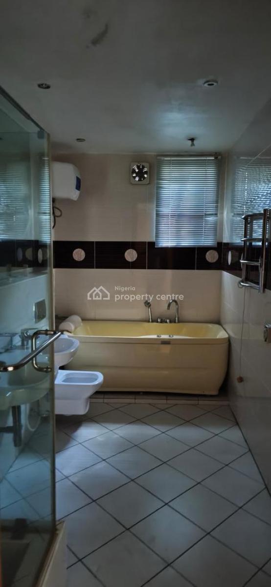 Clean 2 Bedroom Ground Floor Apartment, Banana Island, Ikoyi, Lagos, Flat / Apartment for Rent