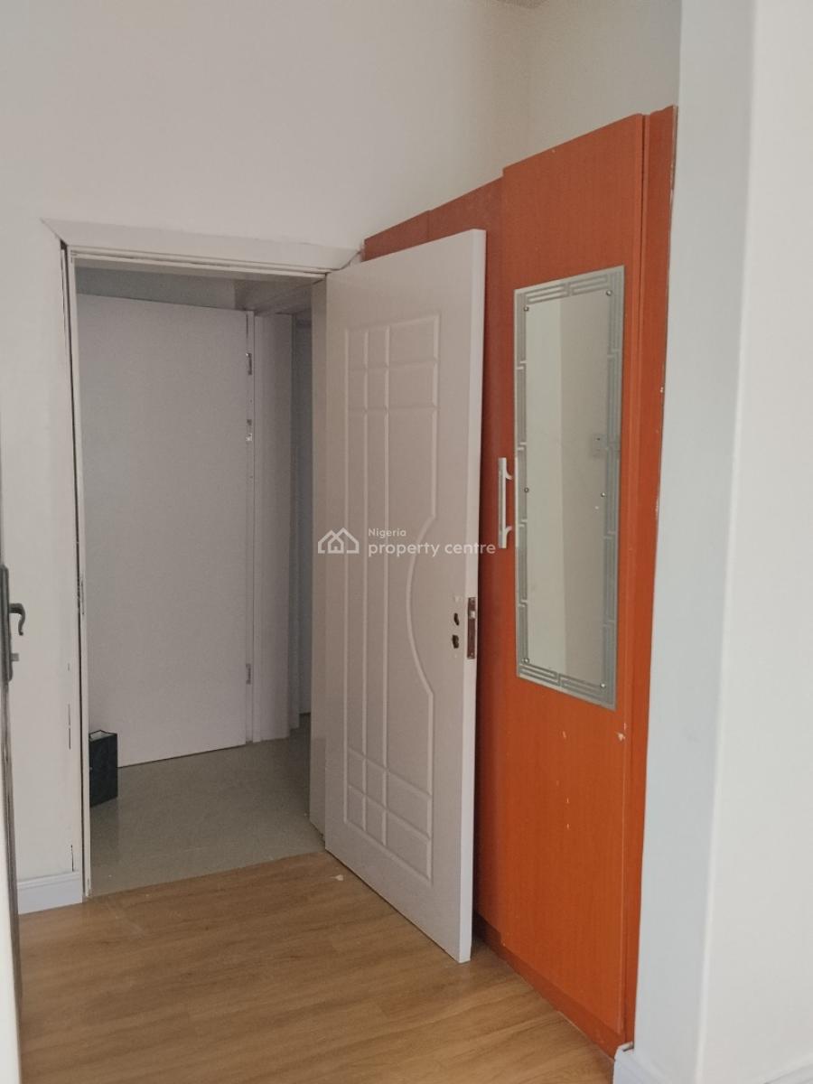 Studio Upstairs ....video Available, Fola Osibo, Lekki Phase 1, Lekki, Lagos, Self Contain (single Rooms) for Rent