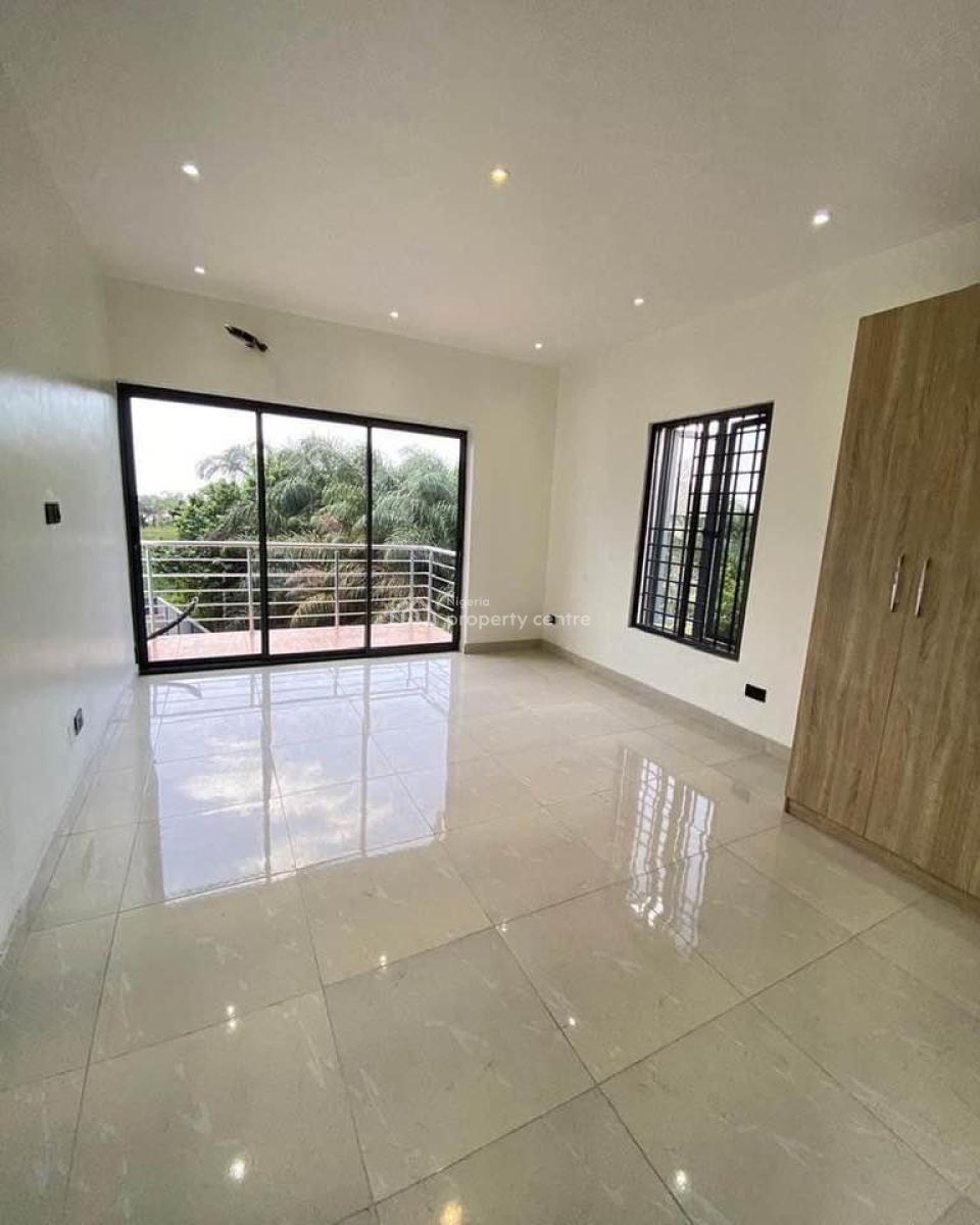 a Well Maintained 4 Bedroom Terrace Duplex of 2 Floors, Thomas Estate, Ajah, Lagos, Terraced Duplex for Sale