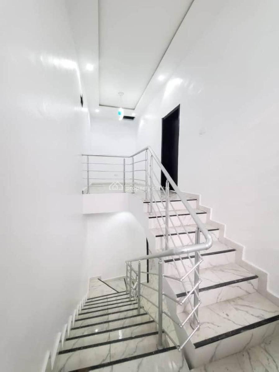 a Well Maintained 4 Bedroom Terrace Duplex of 2 Floors, Thomas Estate, Ajah, Lagos, Terraced Duplex for Sale