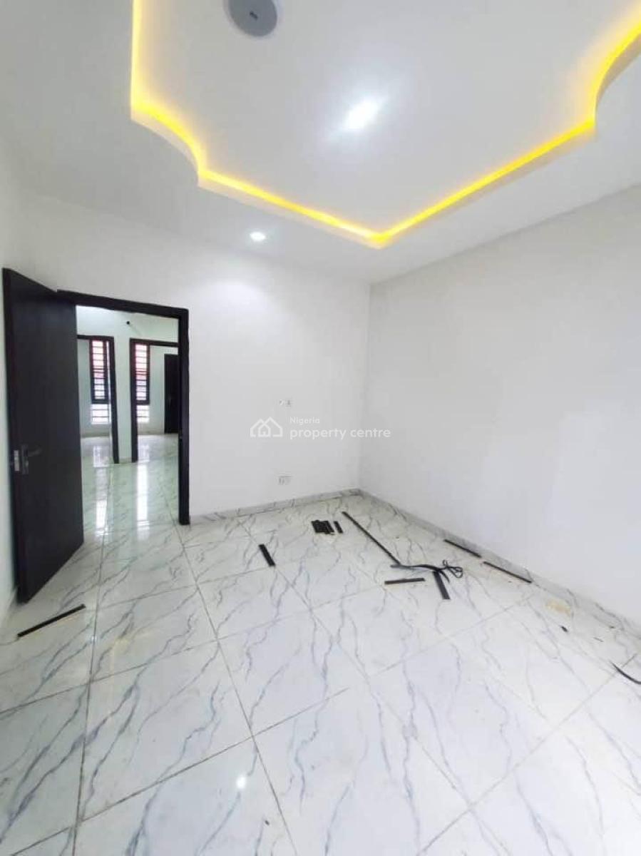 a Well Maintained 4 Bedroom Terrace Duplex of 2 Floors, Thomas Estate, Ajah, Lagos, Terraced Duplex for Sale