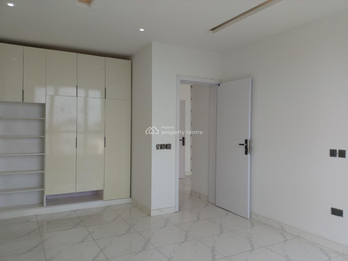 Stunning 2 Bedroom Apartment with Amazing Location, Agungi, Lekki, Lagos, Flat / Apartment for Sale