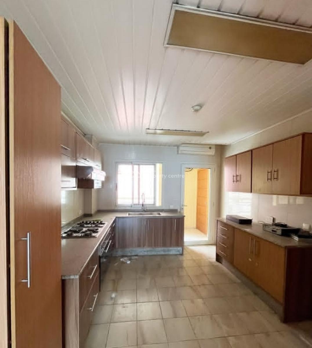 3 Bedroom Waterfront Apartment with Bq, Banana Island, Ikoyi, Lagos, Flat / Apartment for Rent