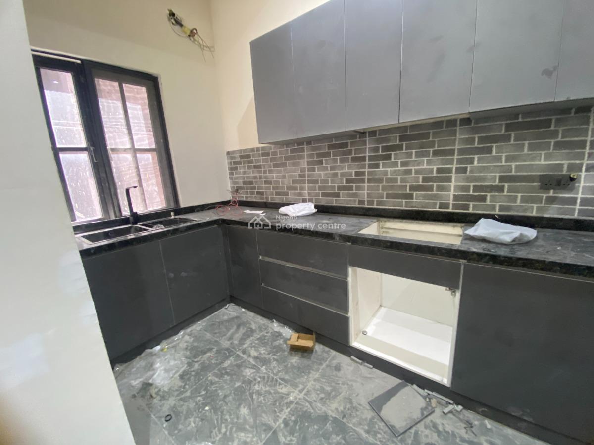 Luxury 1-bedroom Apartment, Lekki Phase 1, Lekki, Lagos, Mini Flat (room and Parlour) for Sale
