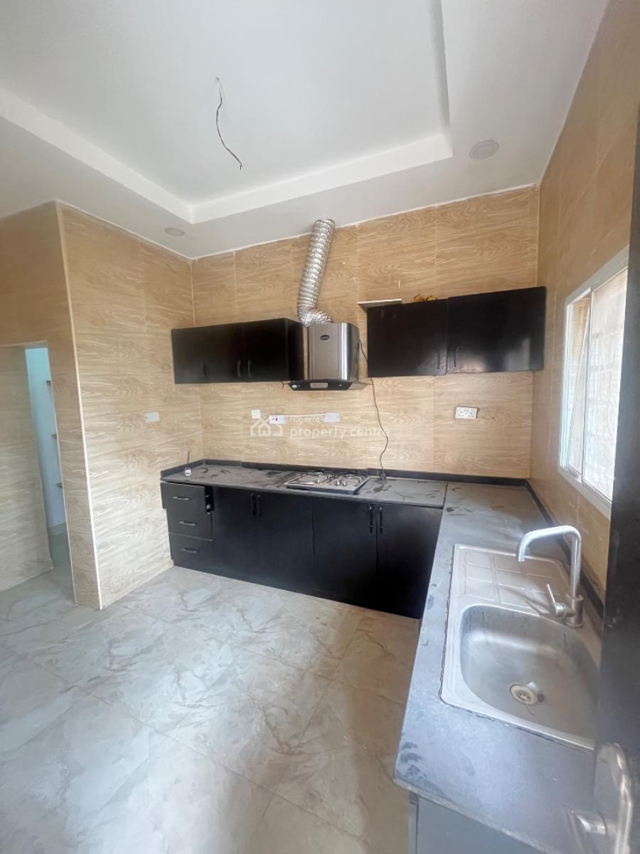 2 Bedroom Flats, Riverpark Estate, Airport Road, Lugbe District, Abuja, Flat / Apartment for Sale