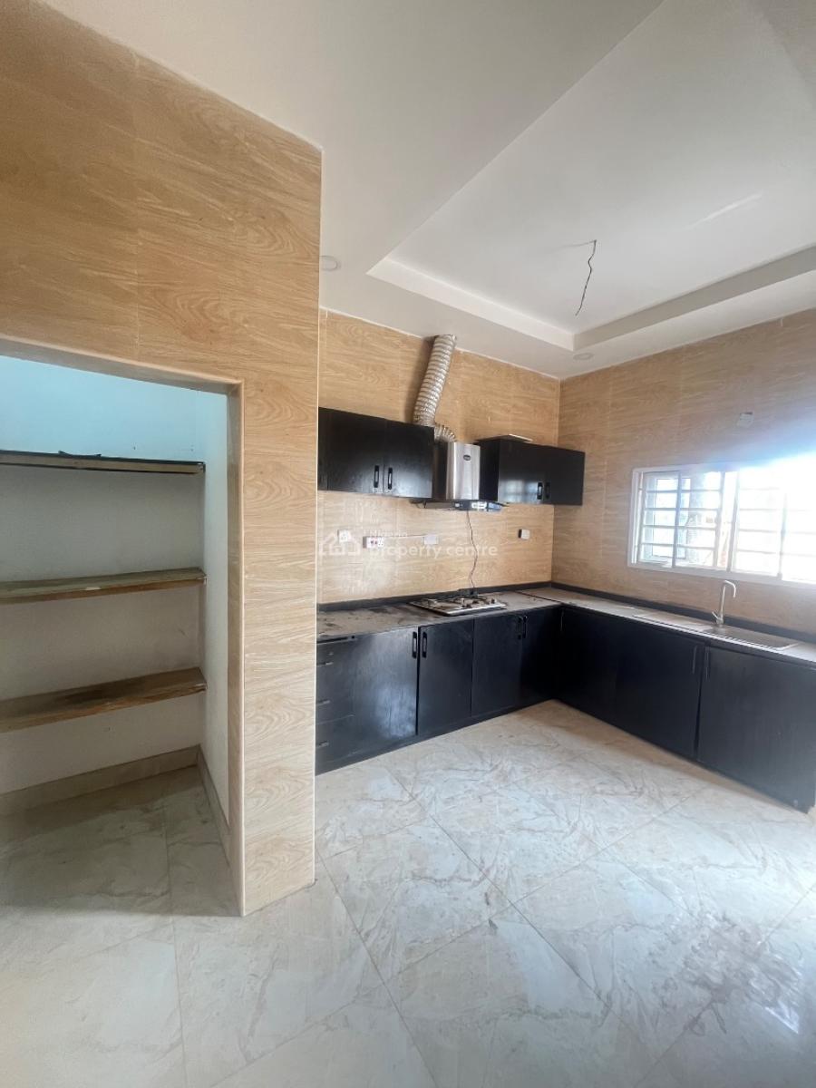 2 Bedroom Flats, Riverpark Estate, Airport Road, Lugbe District, Abuja, Flat / Apartment for Sale