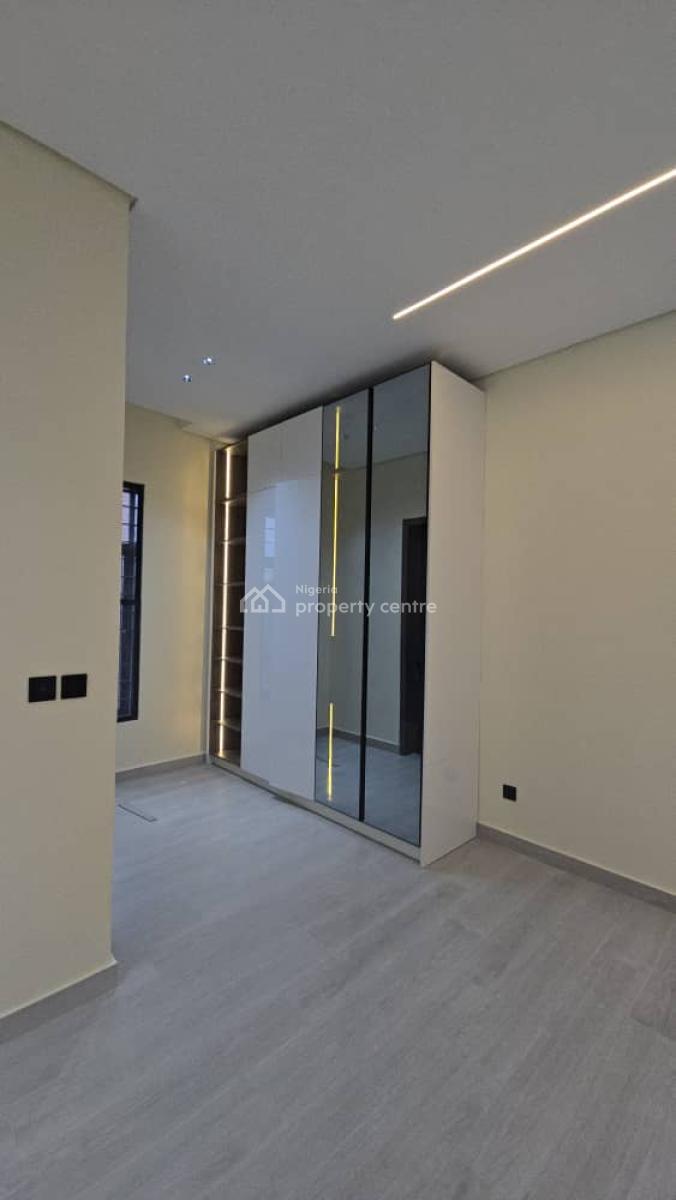 Luxury 5-bedroom Fully Detached Duplex with Bq, Pool & Cinema, Northern Foreshore Estate Chevron, Lekki, Lagos, Detached Duplex for Sale