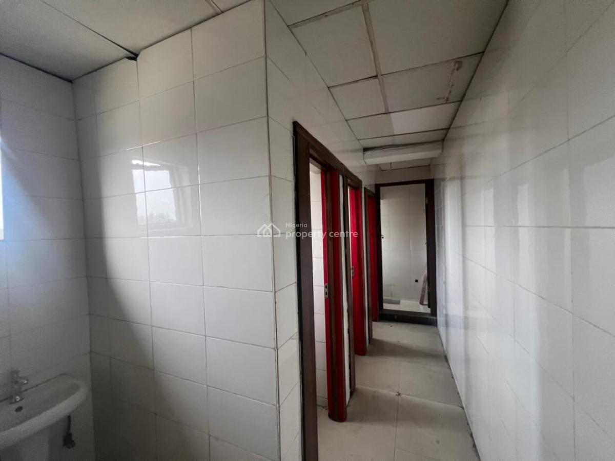 Office Space/shop Space, Admiralty Way, Lekki Phase 1, Lekki, Lagos, Office Space for Rent