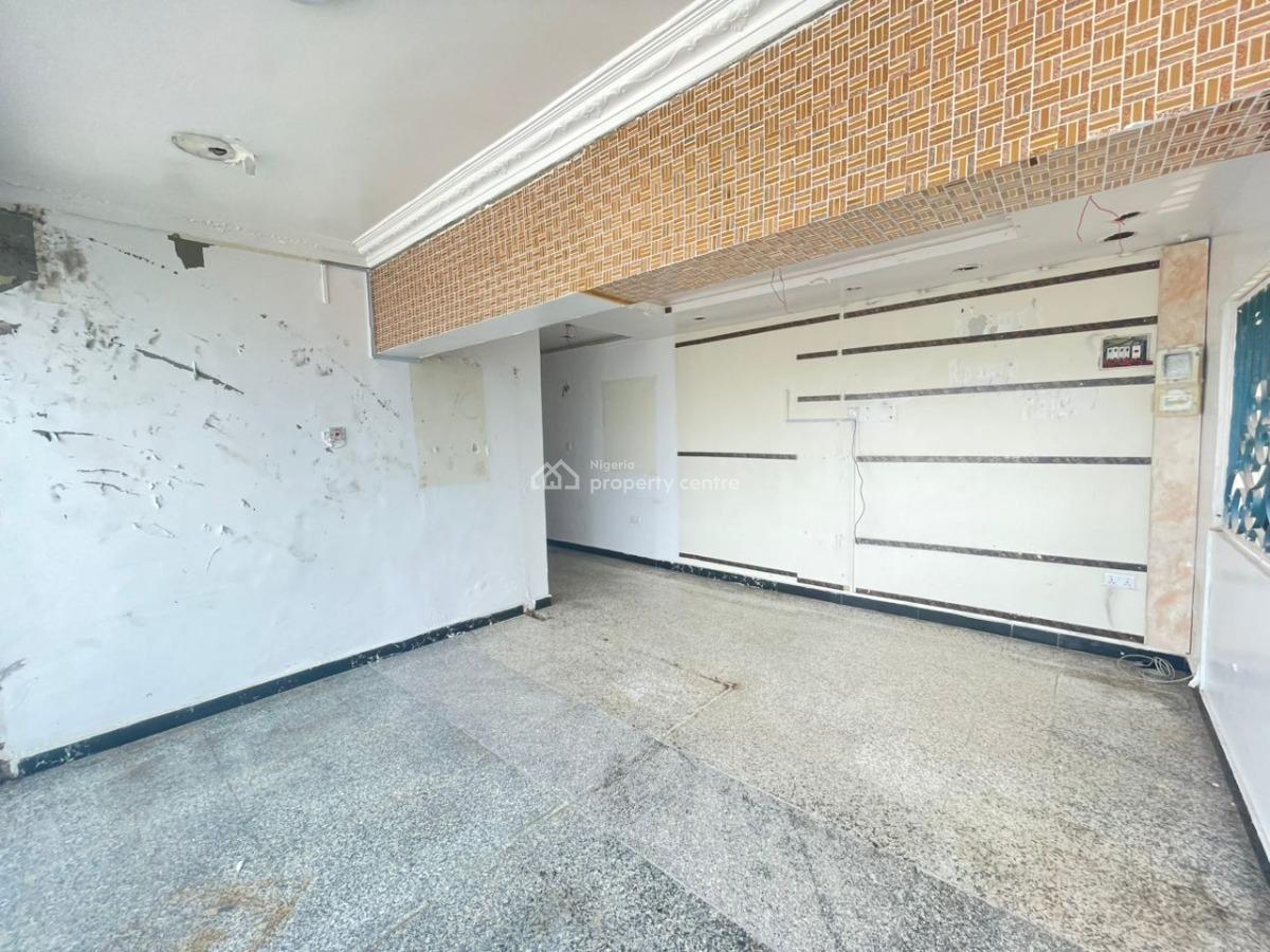 Commercial Shop Space, Lekki Phase 1, Lekki, Lagos, Shop for Rent