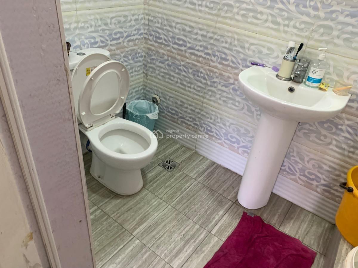 Shared Apartment, Lekki Conservation Center Chevron, Lekki, Lagos, Self Contain (single Rooms) for Rent