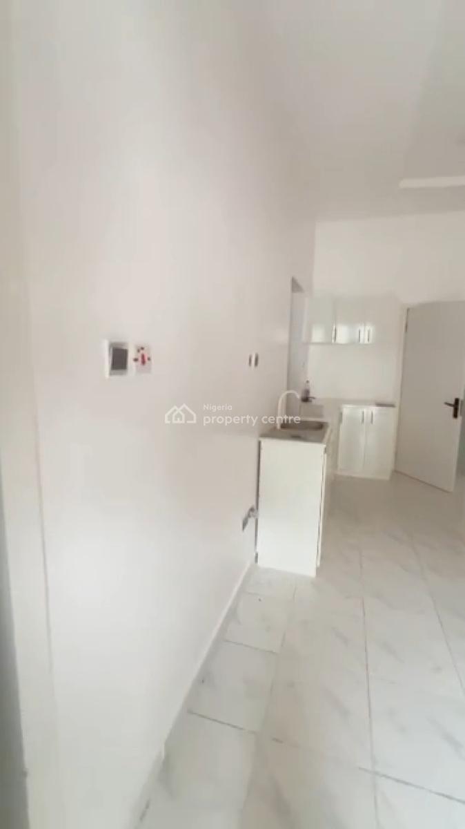 Massive Partly Furnished Serviced Selfcon, Ikota Gra Lekki Phase One, Lekki, Lagos, Self Contain (single Rooms) for Rent