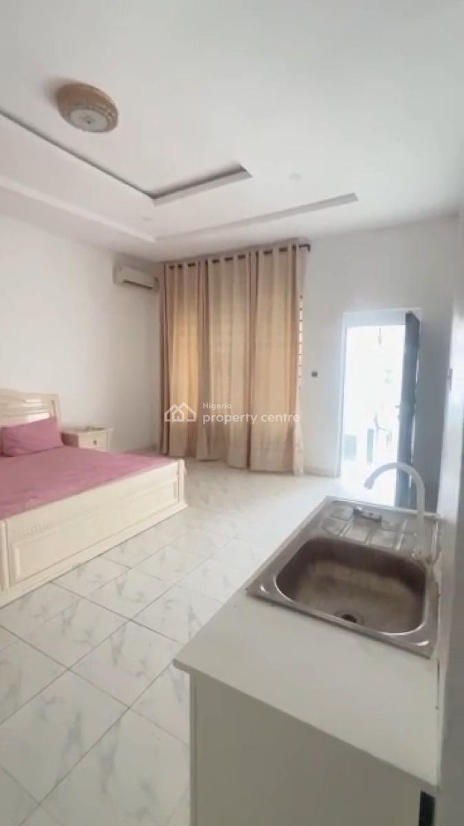 Massive Partly Furnished Serviced Selfcon, Ikota Gra Lekki Phase One, Lekki, Lagos, Self Contain (single Rooms) for Rent