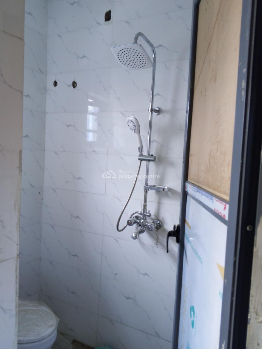 Newly Built 2 Bedroom, Bucknor Isheri Bridge., Isolo, Lagos, Flat / Apartment for Rent