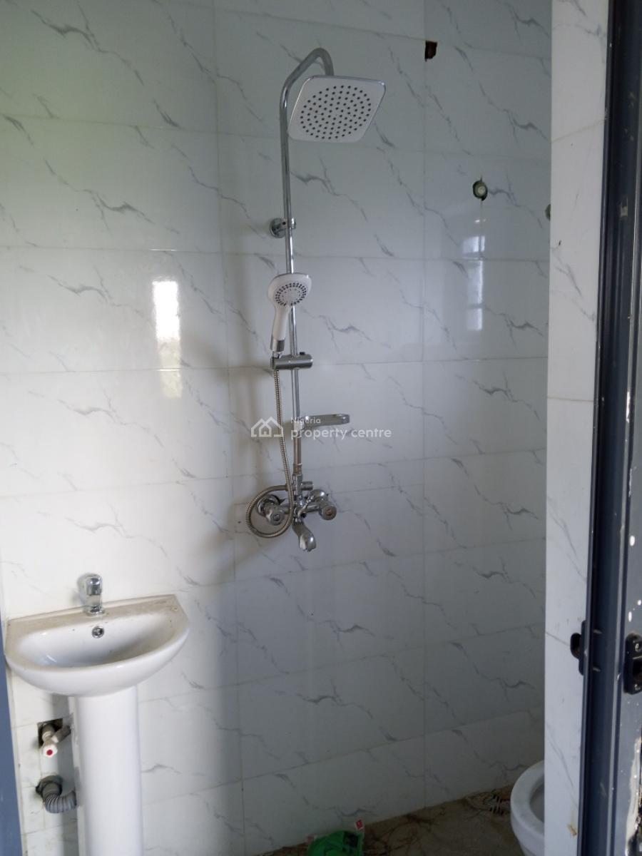 Newly Built 2 Bedroom, Bucknor Isheri Bridge., Isolo, Lagos, Flat / Apartment for Rent