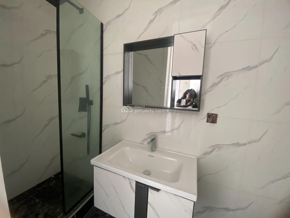 Luxury Studio Apartment, Lekki Phase 1, Lekki, Lagos, Self Contain (single Rooms) for Sale